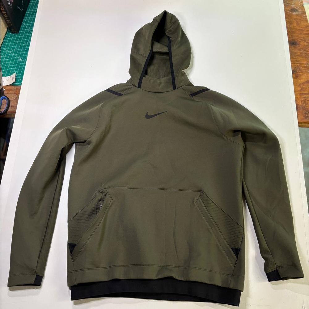 Nike Pro Dri-FIT Olive Green Hoodie Men’s Medium Athletic Pullover - Picture 2 of 5